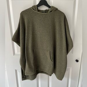 Eddie Bauer sweater poncho green womens size small medium
